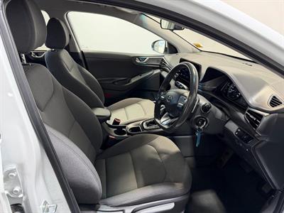 2022 Hyundai IONIQ - Thumbnail