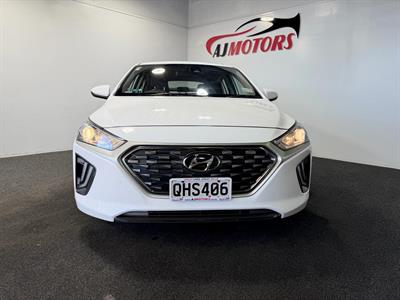 2022 Hyundai IONIQ - Thumbnail