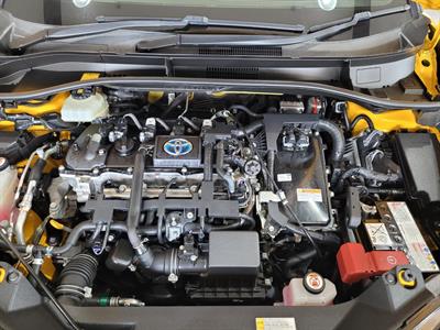 2017 Toyota C-HR - Thumbnail