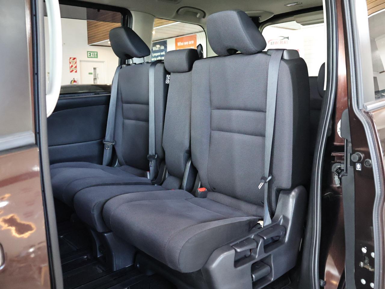 2017 Nissan serena