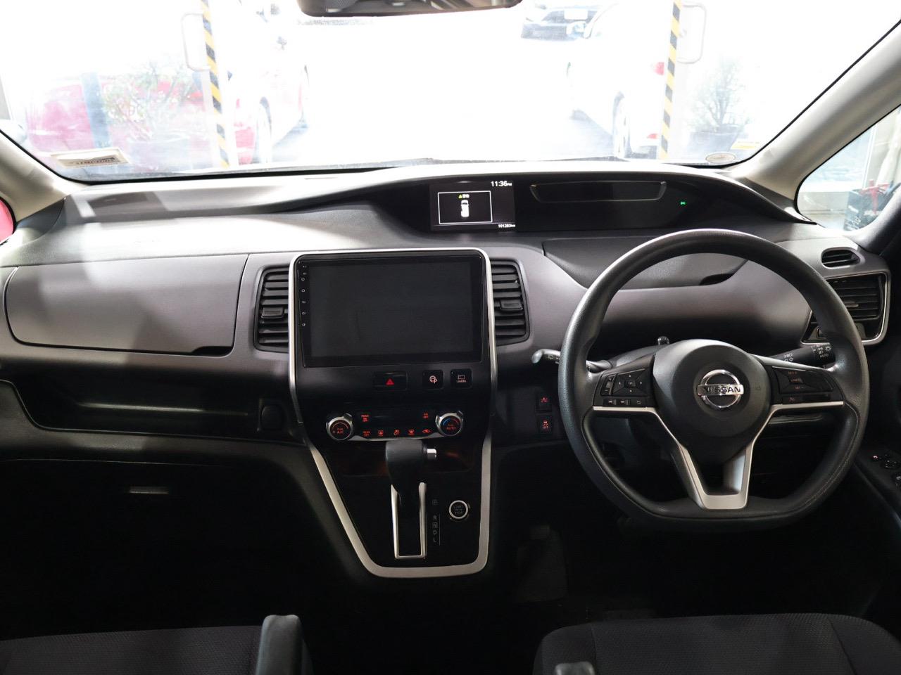 2017 Nissan serena