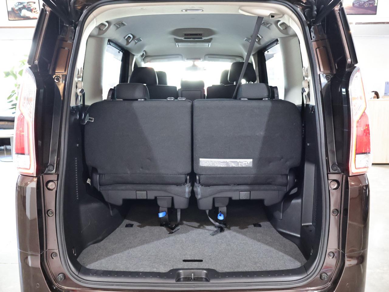 2017 Nissan serena