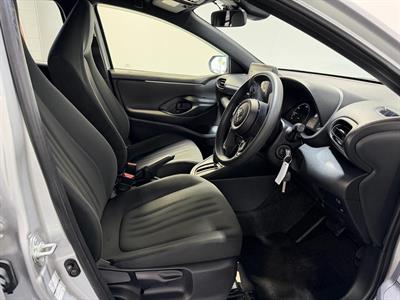 2020 Toyota Yaris - Thumbnail