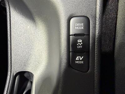 2020 Toyota Yaris - Thumbnail