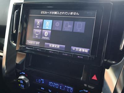 2015 Toyota Alphard - Thumbnail