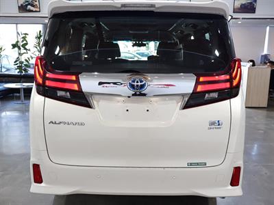 2015 Toyota Alphard - Thumbnail
