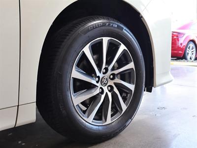 2015 Toyota Alphard - Thumbnail