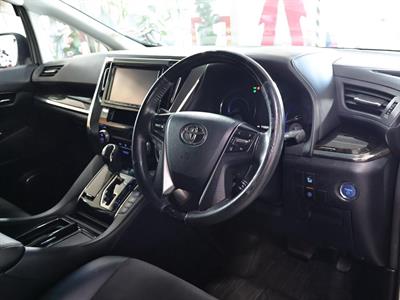 2015 Toyota Alphard - Thumbnail