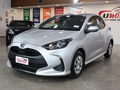2022 Toyota Yaris - Thumbnail