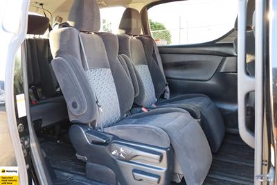 2017 Toyota Vellfire - Thumbnail