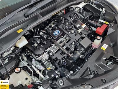 2017 Toyota C-HR - Thumbnail