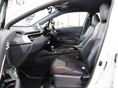 2018 Toyota C-HR - Thumbnail