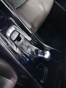 2018 Toyota C-HR - Thumbnail