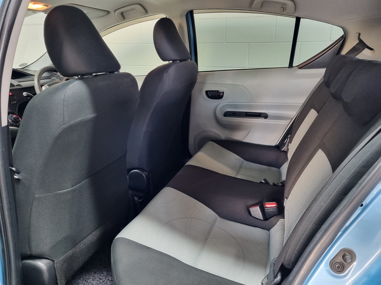2013 Toyota Aqua