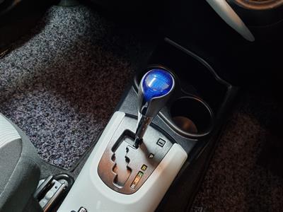 2013 Toyota Aqua - Thumbnail