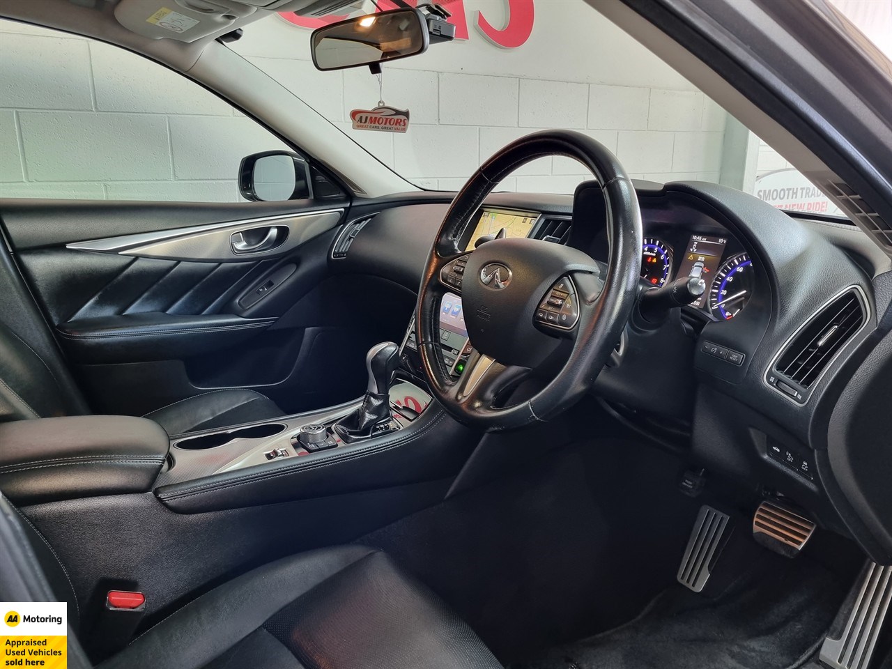 2014 Nissan Skyline