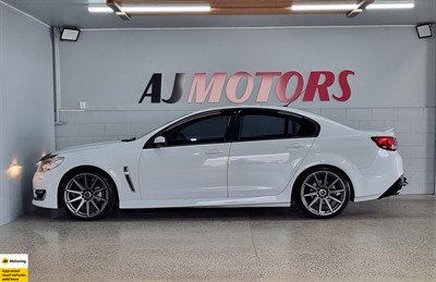 2017 Holden Commodore - Thumbnail