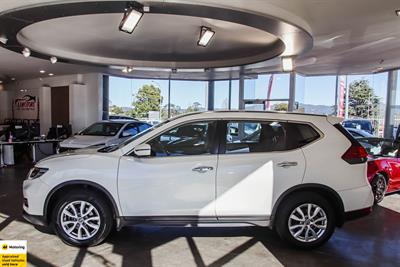 2022 Nissan X-Trail - Thumbnail