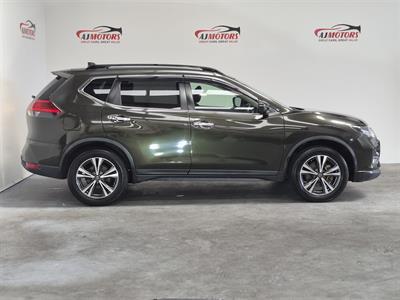 2018 Nissan X-Trail - Thumbnail