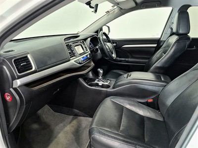 2016 Toyota Highlander - Thumbnail