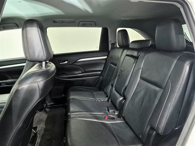 2016 Toyota Highlander - Thumbnail