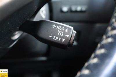 2015 Lexus NX 300h - Thumbnail