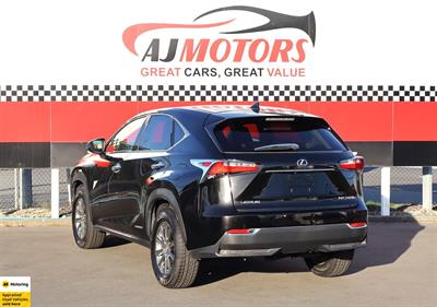 2015 Lexus NX 300h - Thumbnail