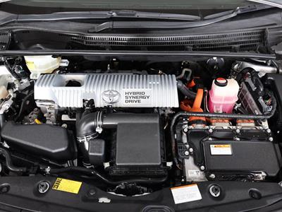2014 Toyota Prius - Thumbnail