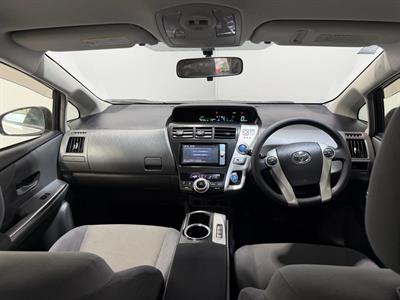 2013 Toyota Prius - Thumbnail