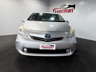 2013 Toyota Prius - Thumbnail