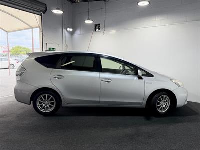 2013 Toyota Prius - Thumbnail