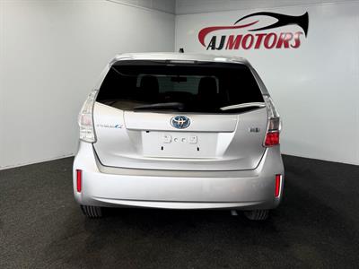 2013 Toyota Prius - Thumbnail