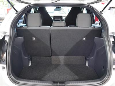 2021 Toyota Yaris - Thumbnail
