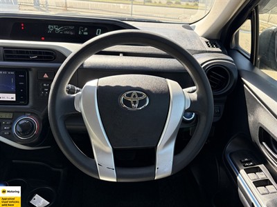 2014 Toyota Aqua - Thumbnail