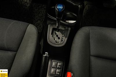 2016 Toyota Aqua - Thumbnail