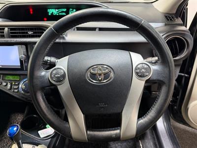 2013 Toyota Aqua - Thumbnail