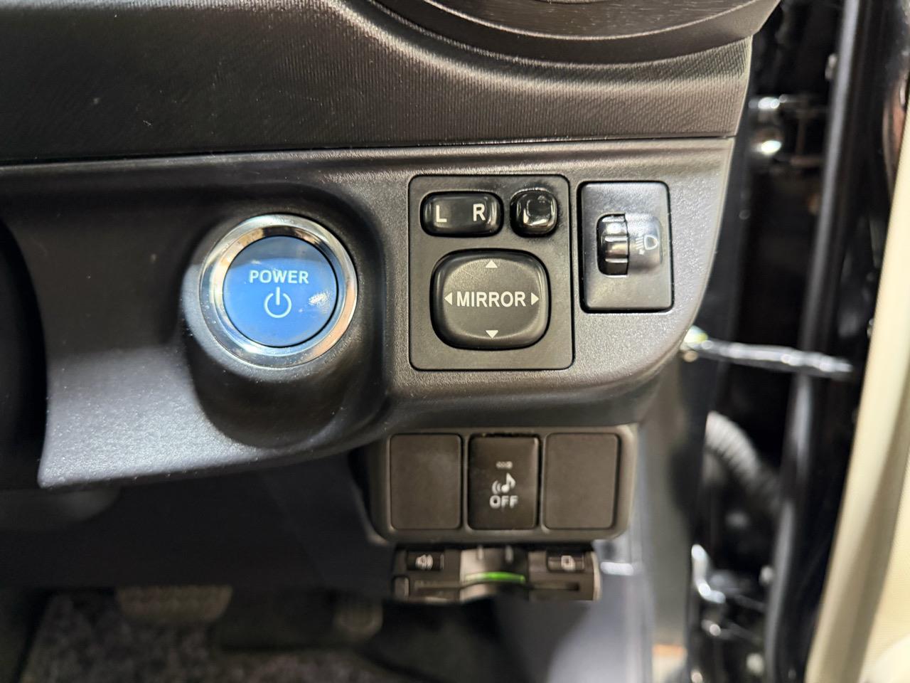 2013 Toyota Aqua