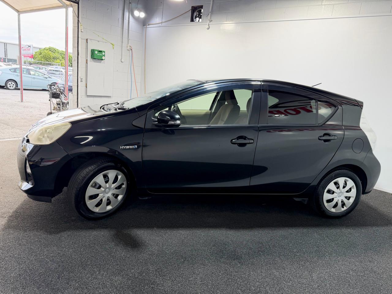 2013 Toyota Aqua