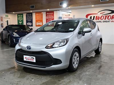2021 Toyota Aqua - Thumbnail