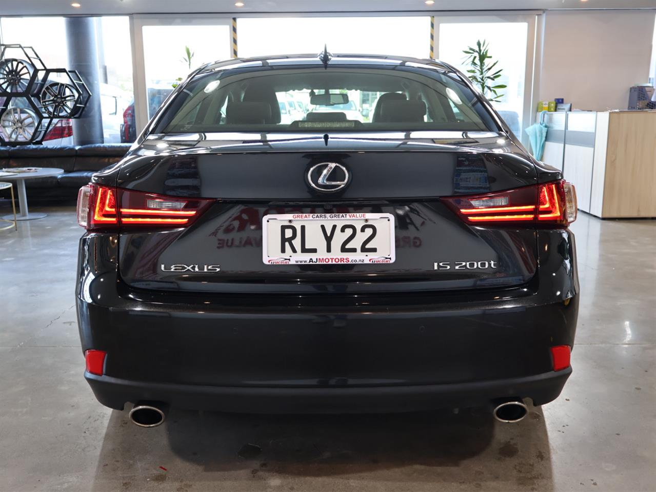 2016 Lexus IS 200t