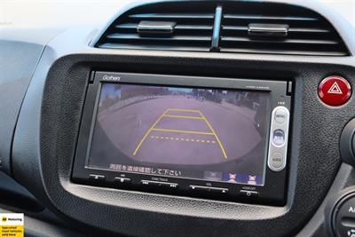 2014 Honda Fit Shuttle - Thumbnail