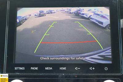 2021 Mitsubishi Outlander - Thumbnail