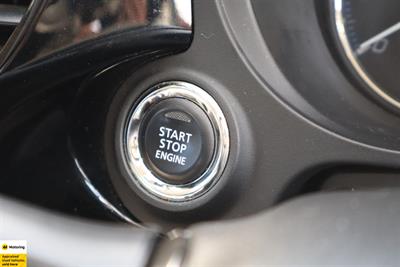 2021 Mitsubishi Outlander - Thumbnail