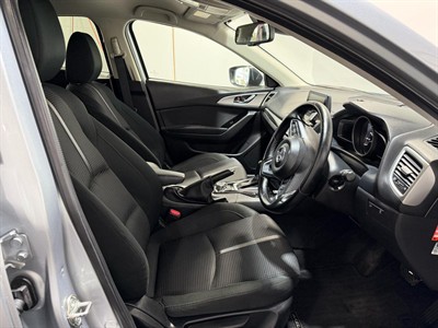 2017 Mazda Axela - Thumbnail