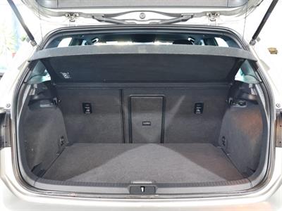 2015 Volkswagen Golf - Thumbnail