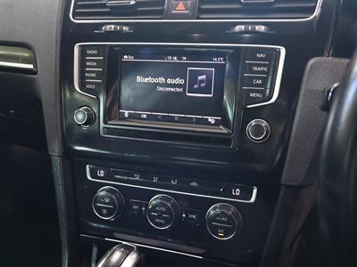 2015 Volkswagen Golf - Thumbnail
