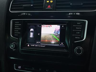 2015 Volkswagen Golf - Thumbnail