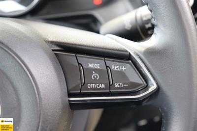 2021 Mazda 2 - Thumbnail