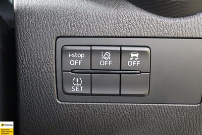 2021 Mazda 2 - Thumbnail