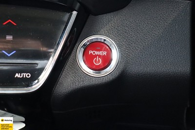 2014 Honda Vezel - Thumbnail